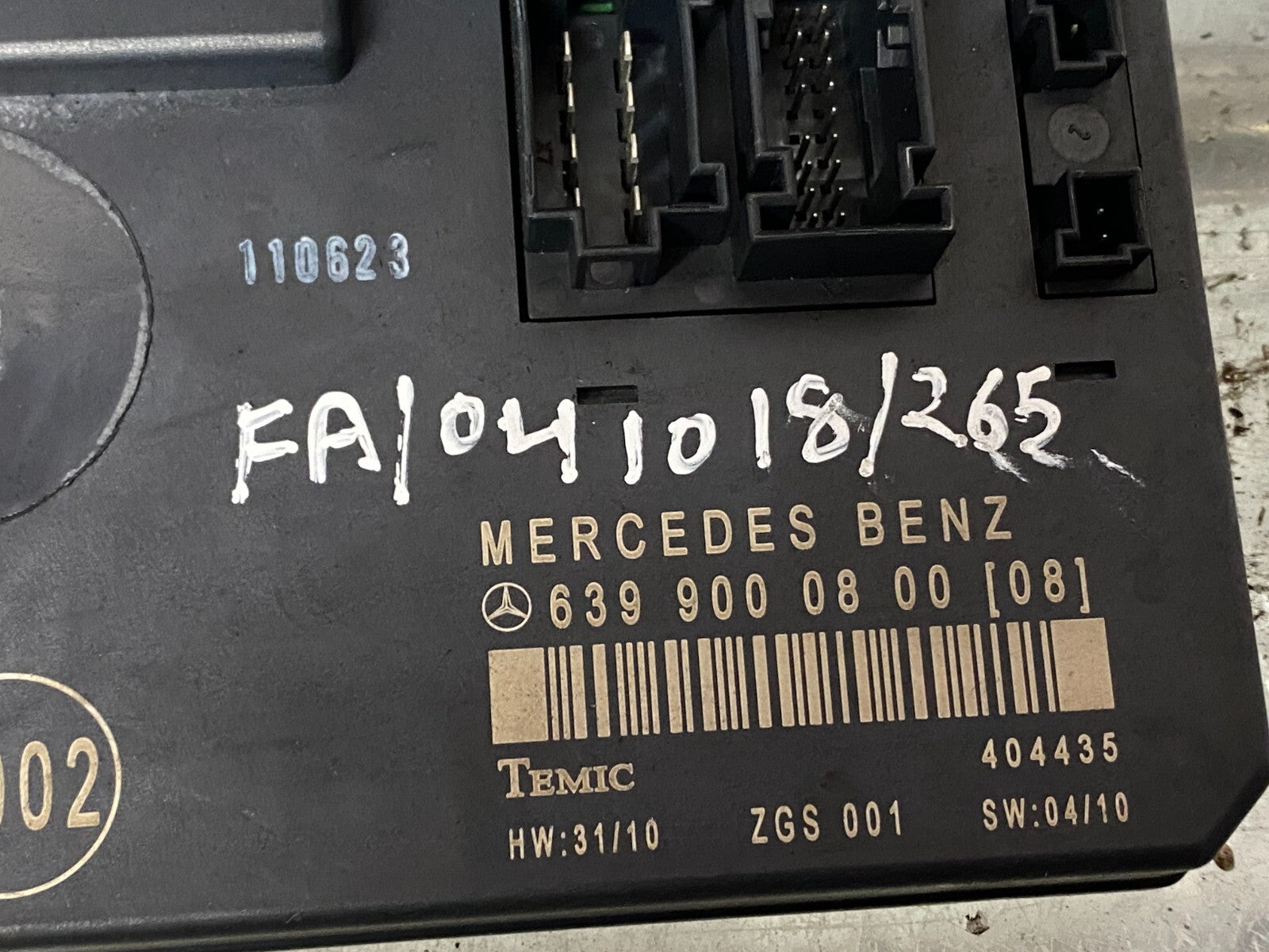 204614032300