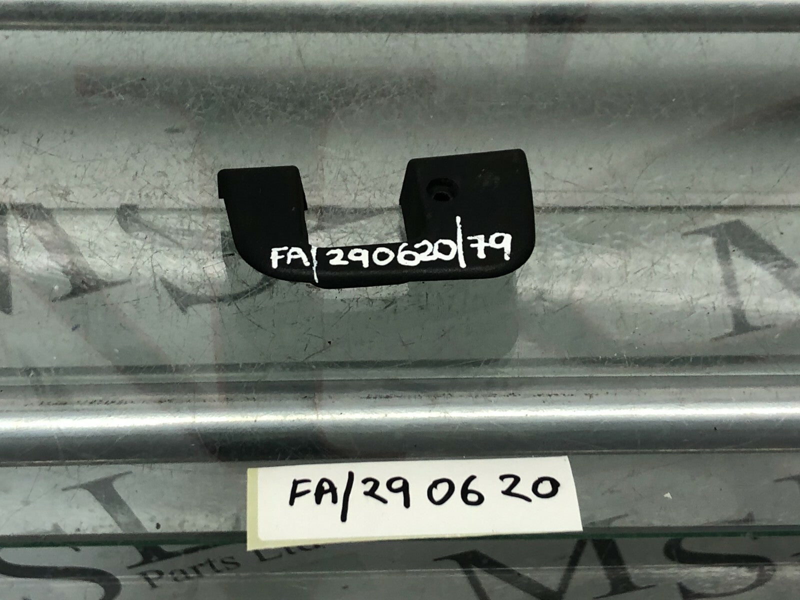 203106185954