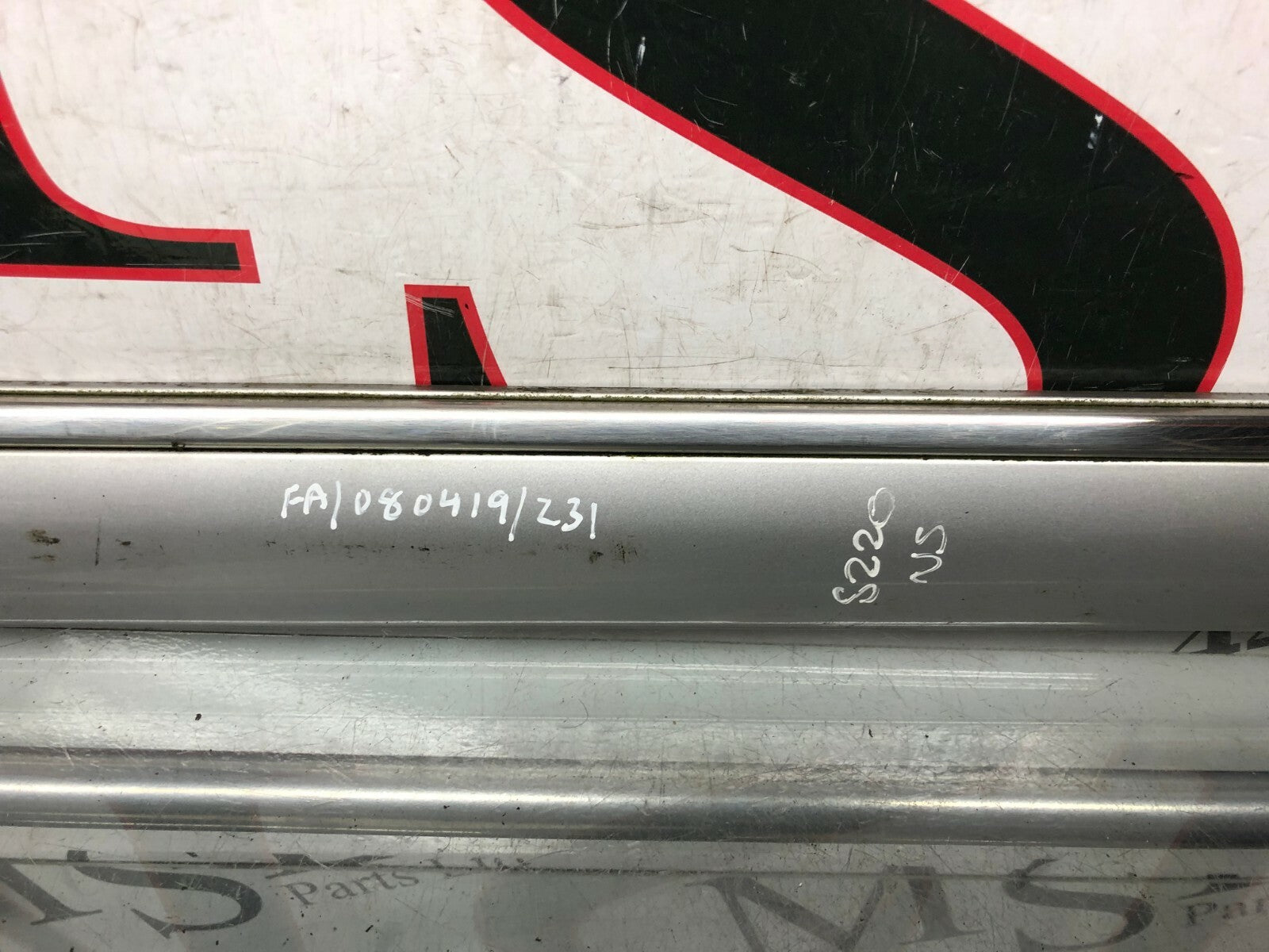 203033898162