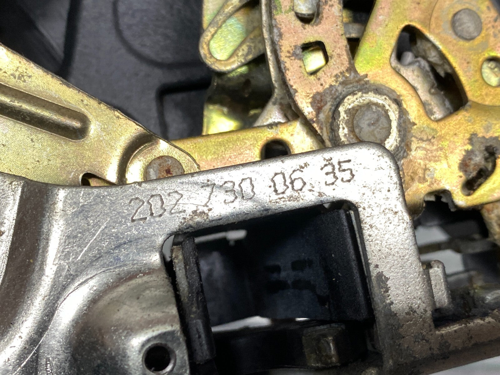 204640632747