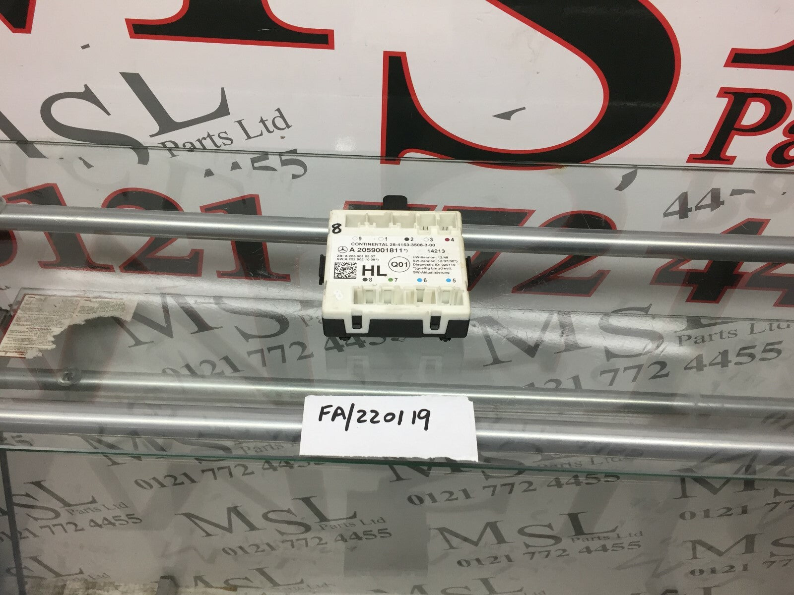 202593633704