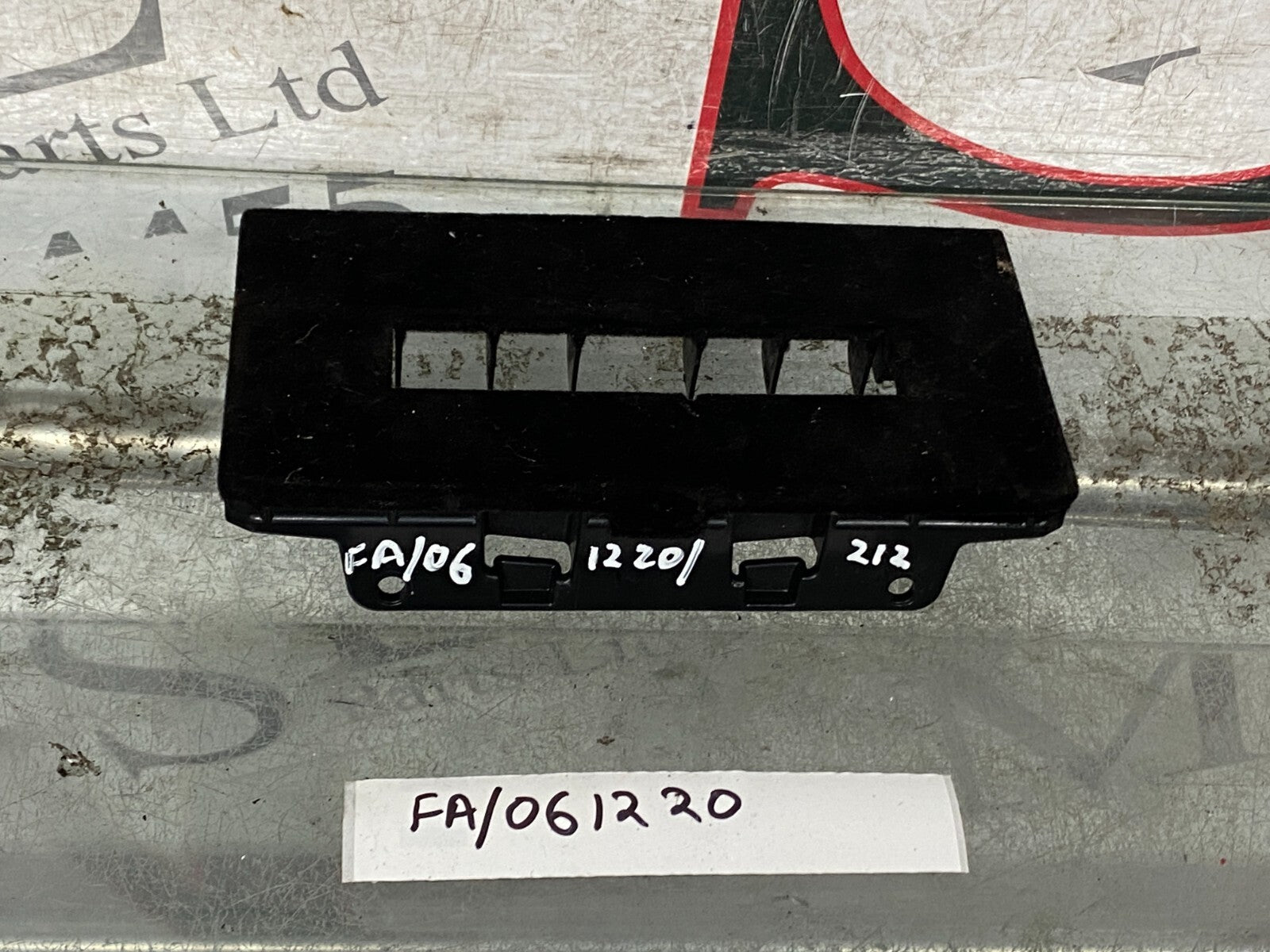 204961031729