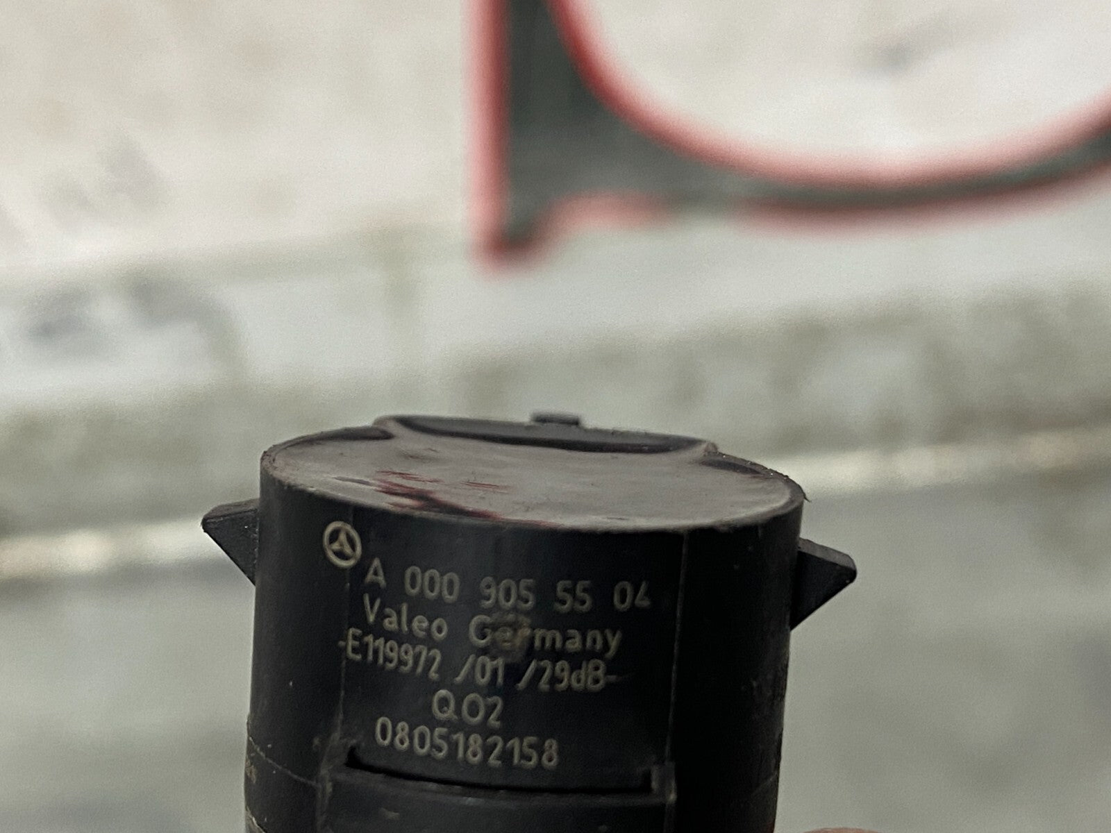 204961383027