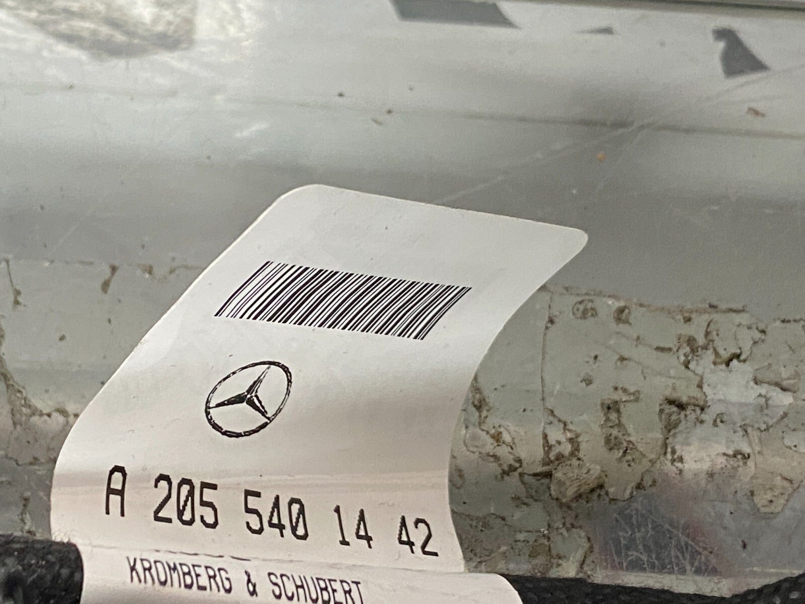 205128876618
