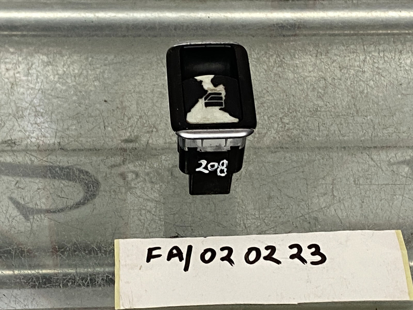 204300828697