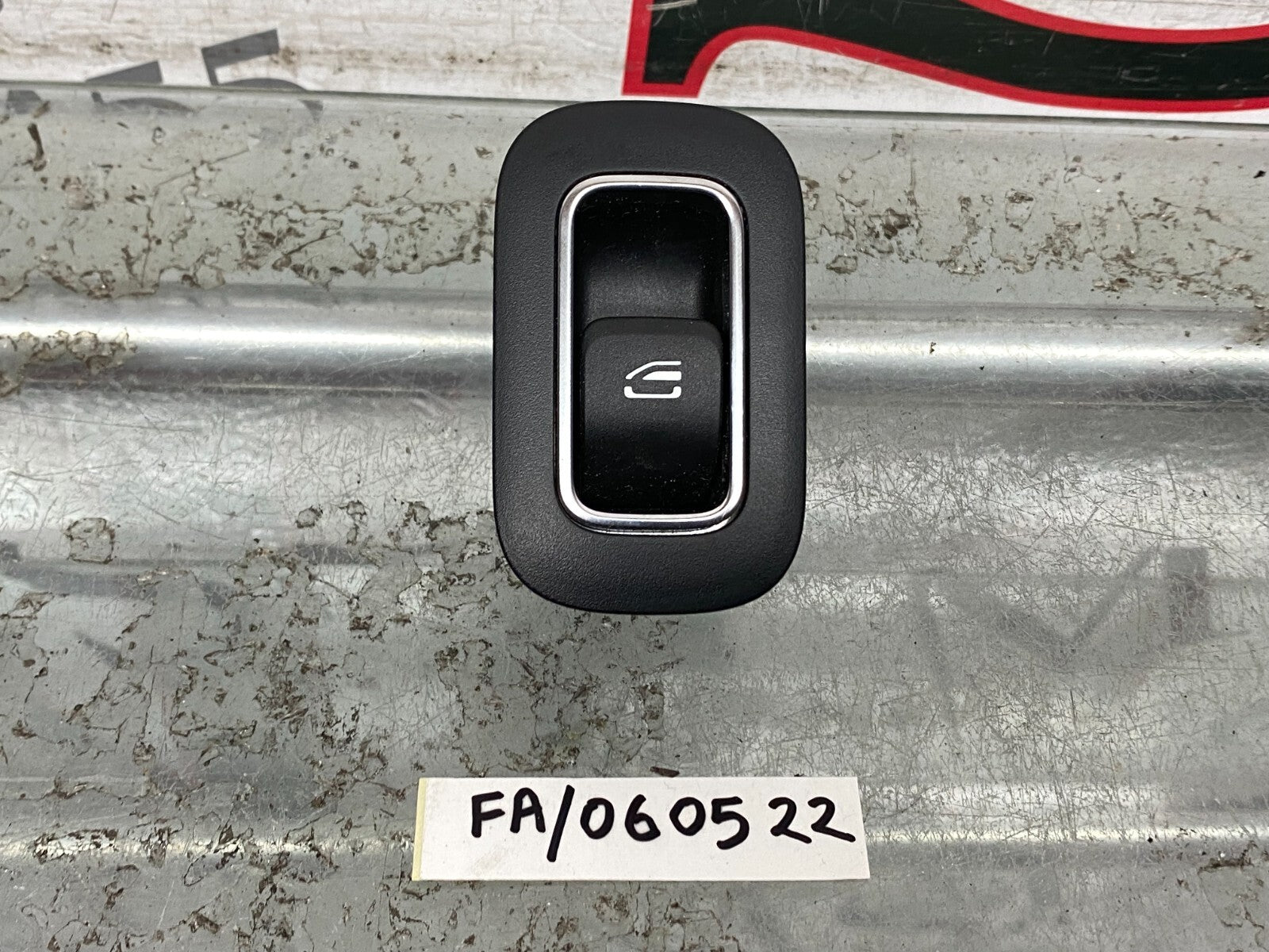 203980925294