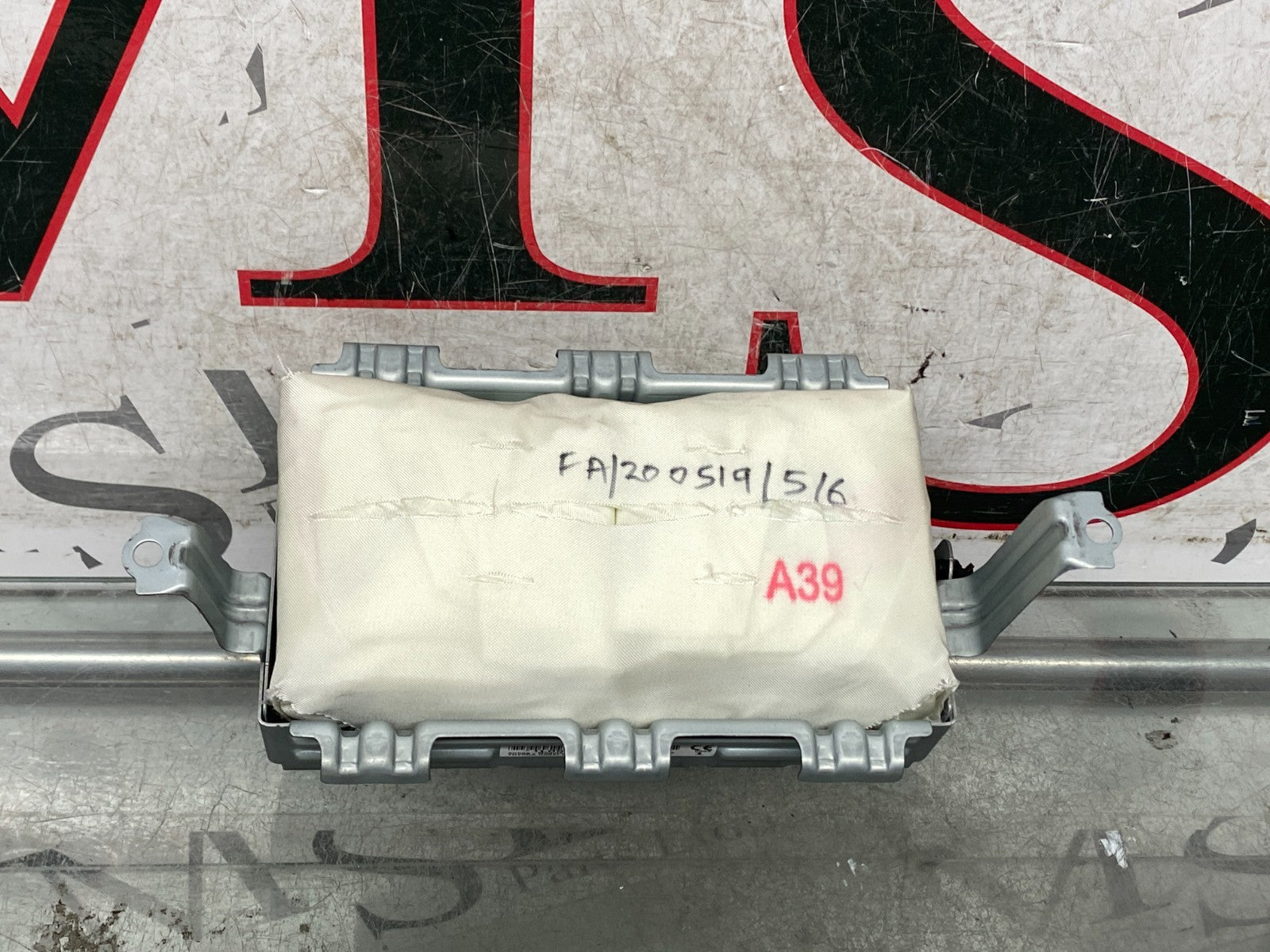 205638379381
