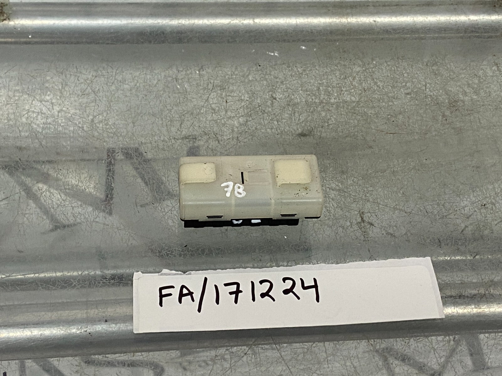 205219951562