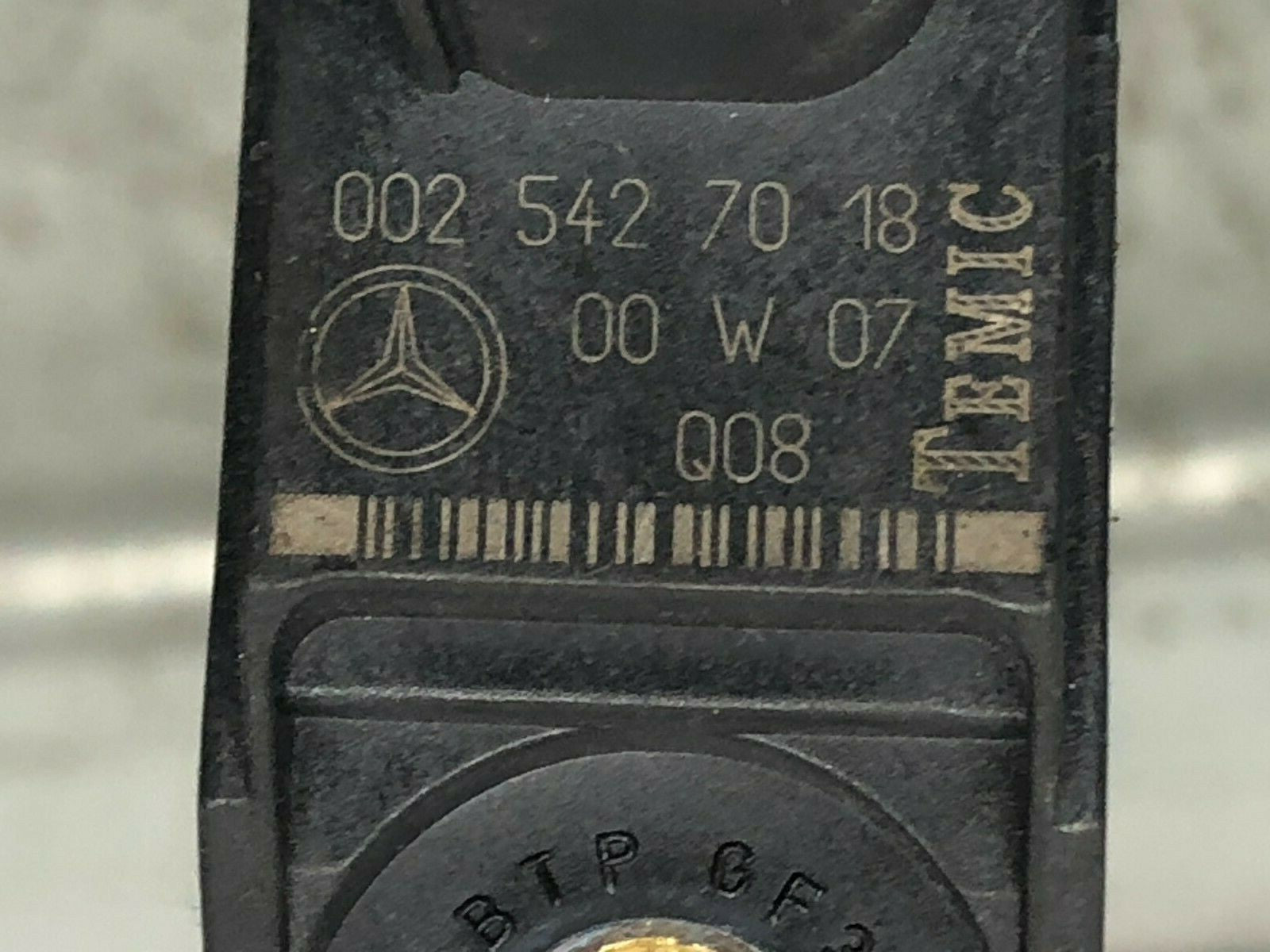 203230928518