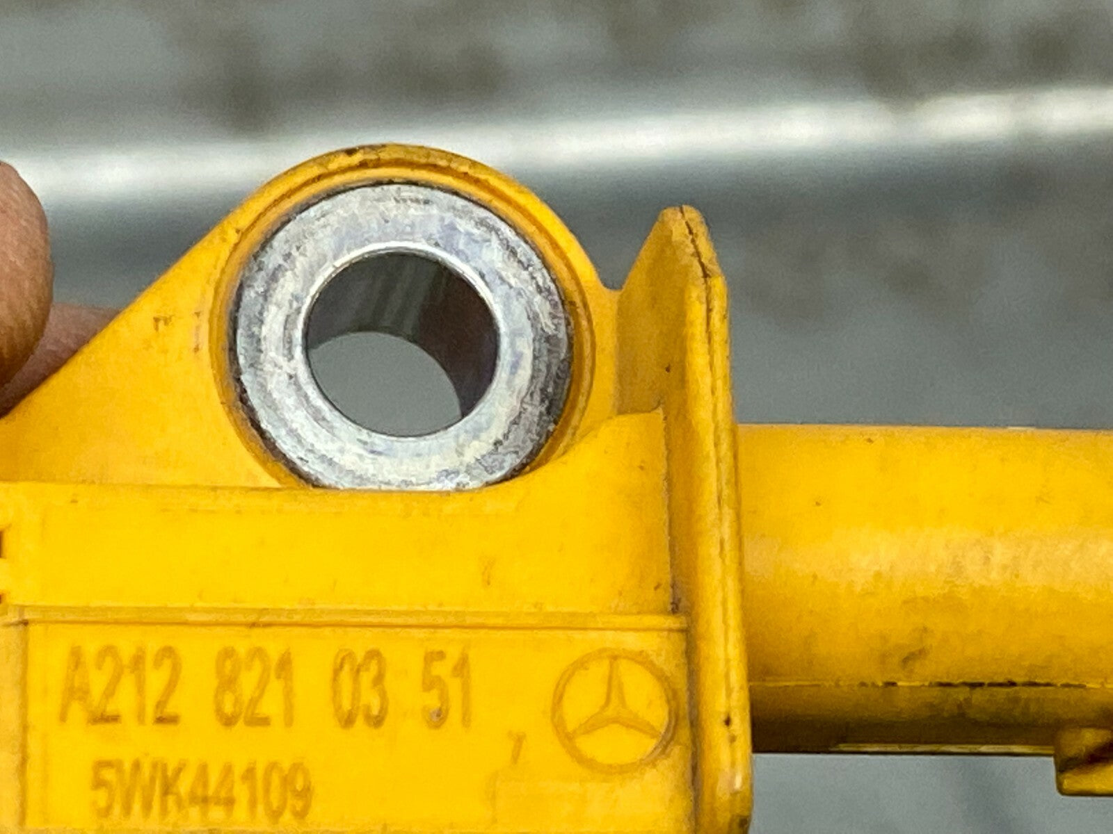 203785114373