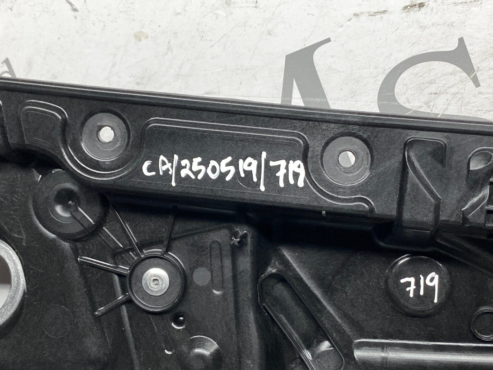 205646346623