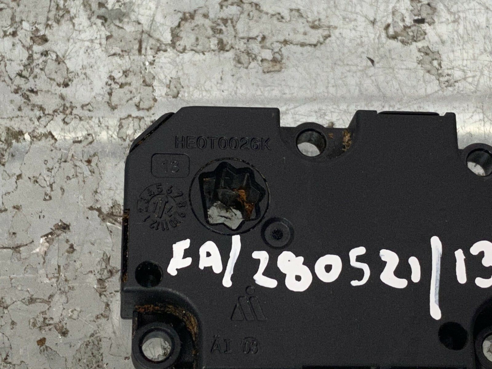 203767977073
