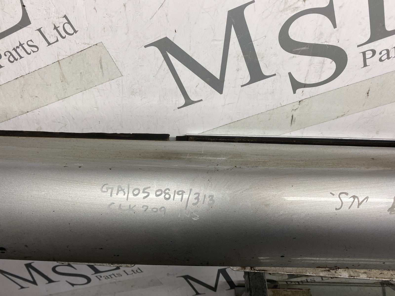 205696994645