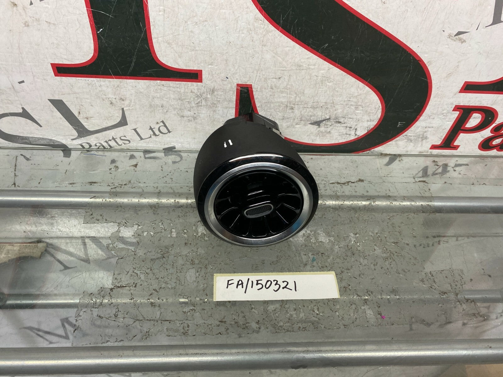 203313976968