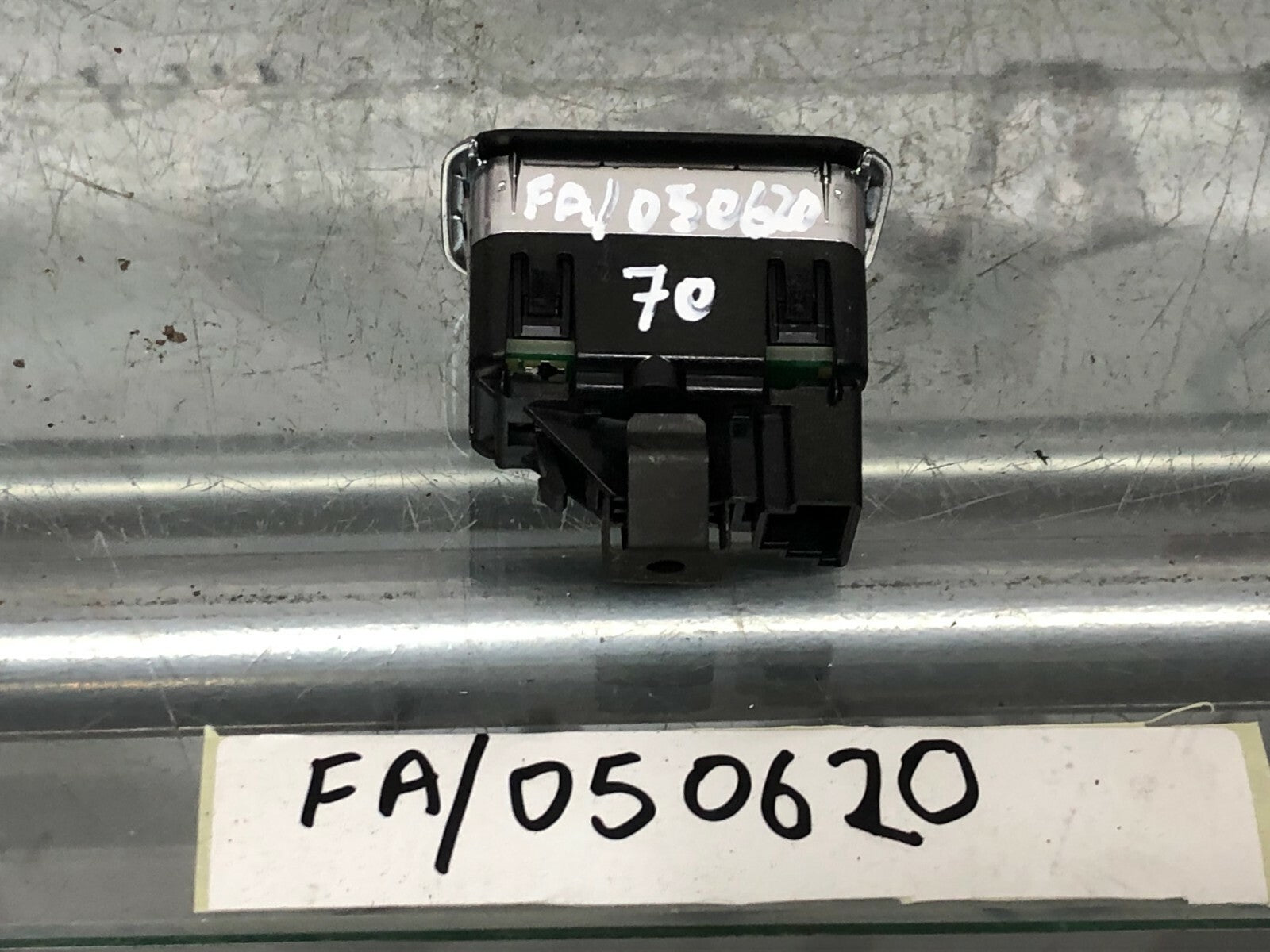 203033167054