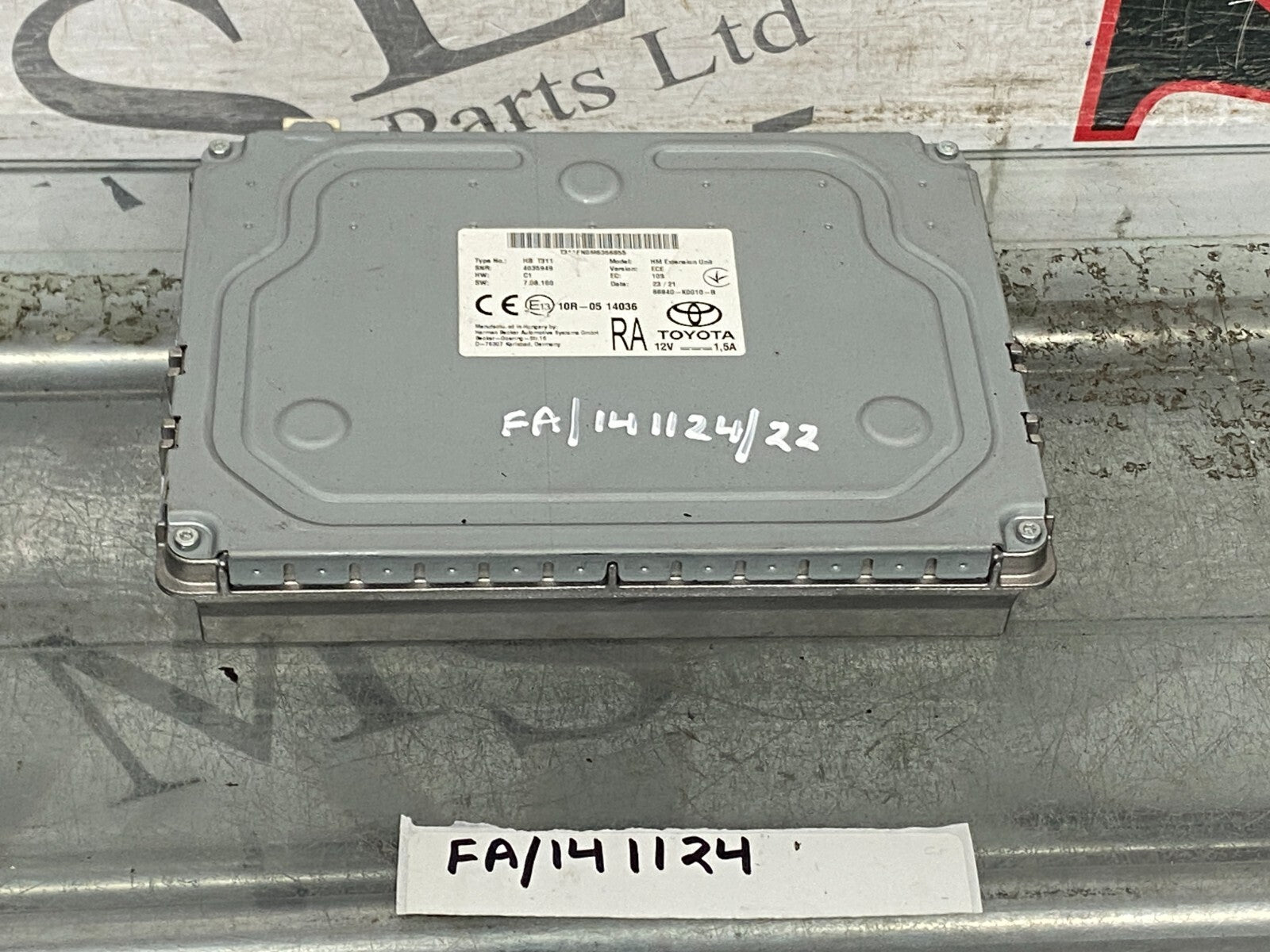 205126876128