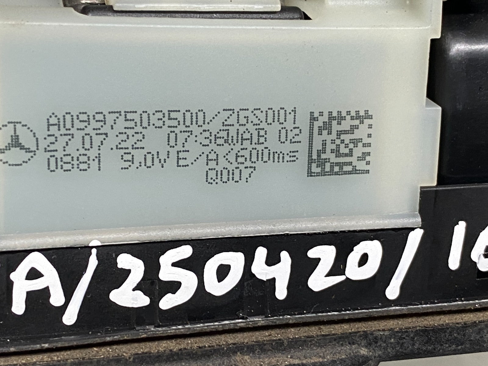 205620229058