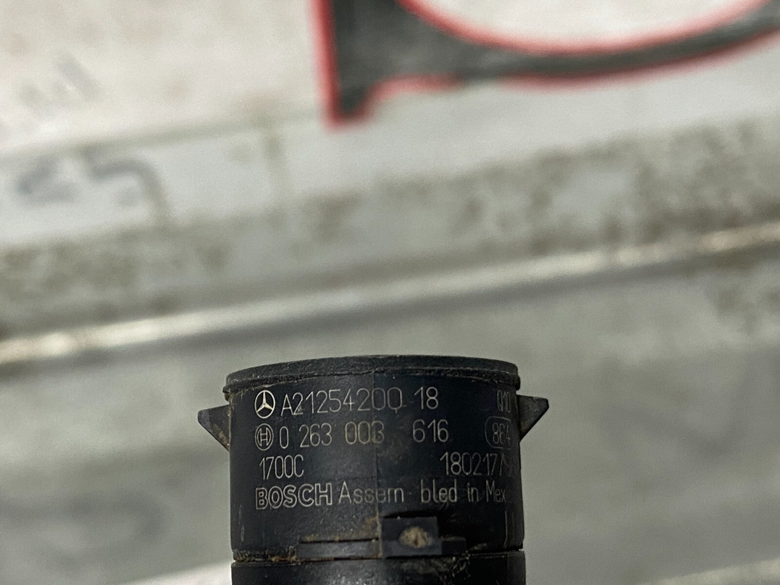 204961370468