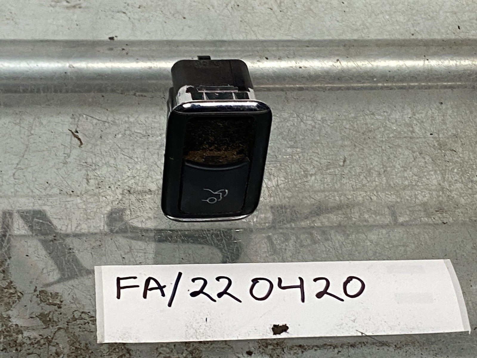 205668969493