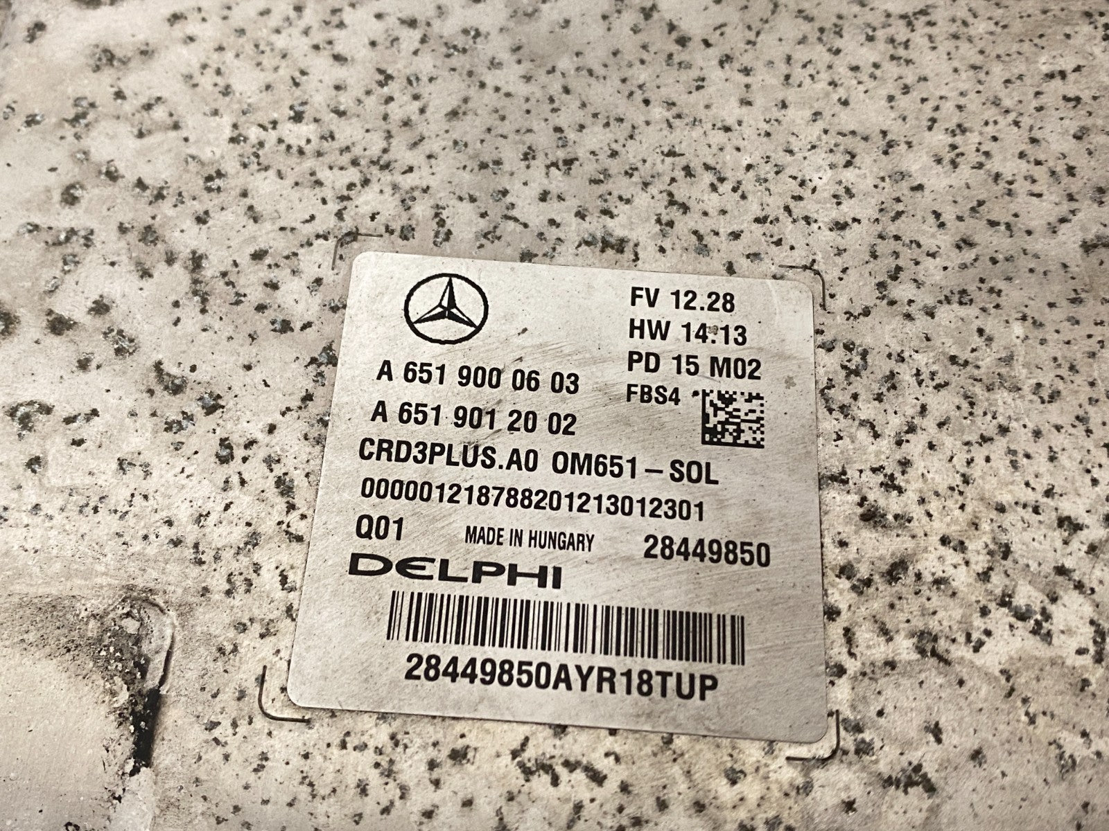 205881960276