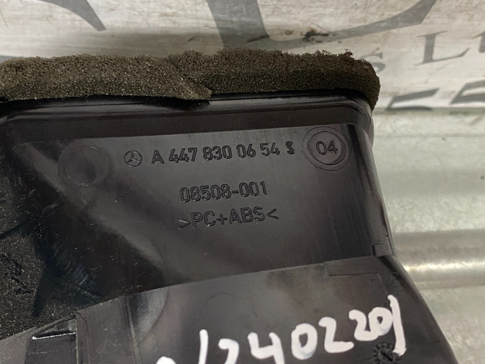205750831628