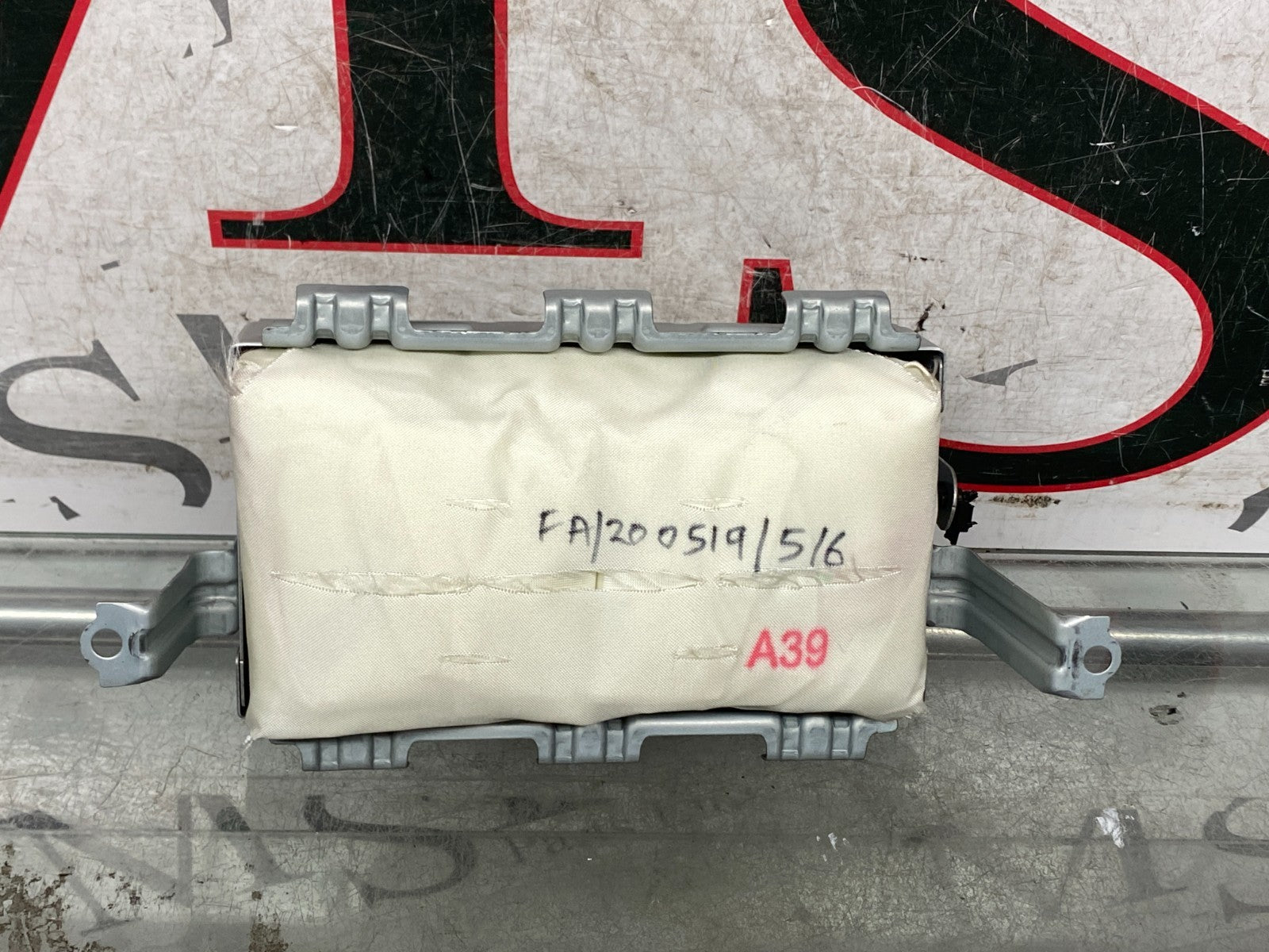 205638379381
