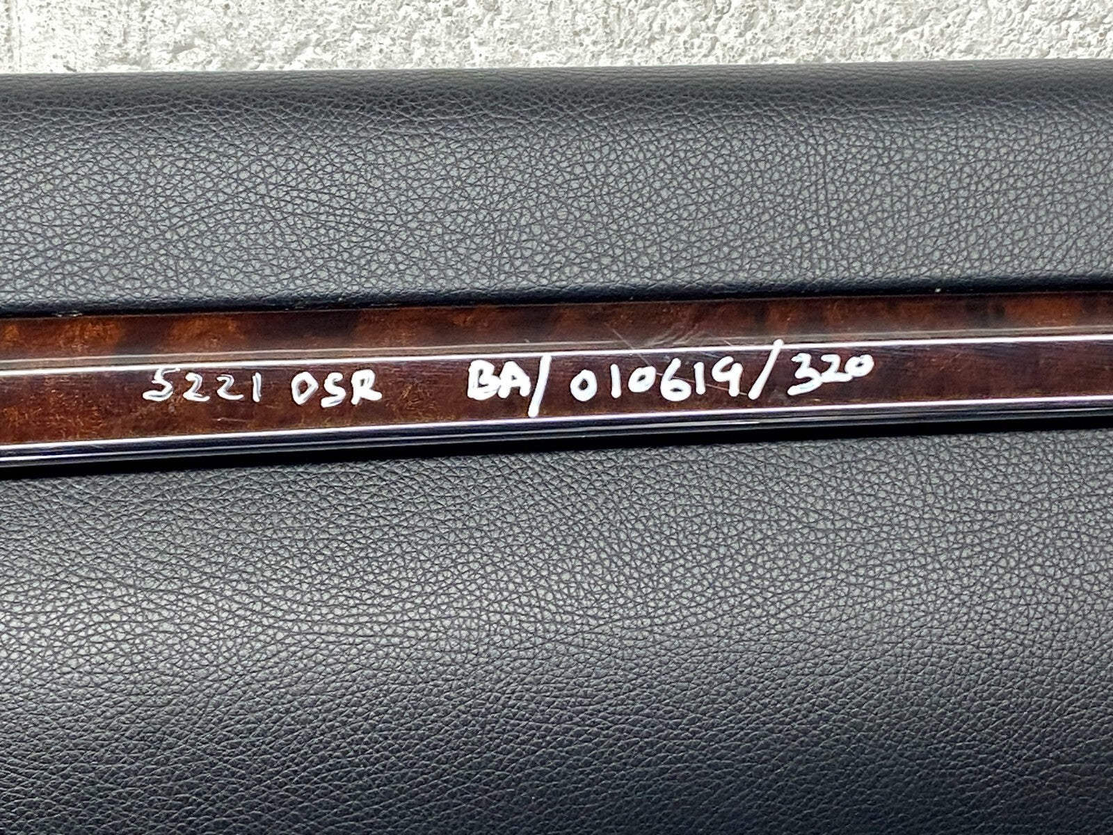 204487977841