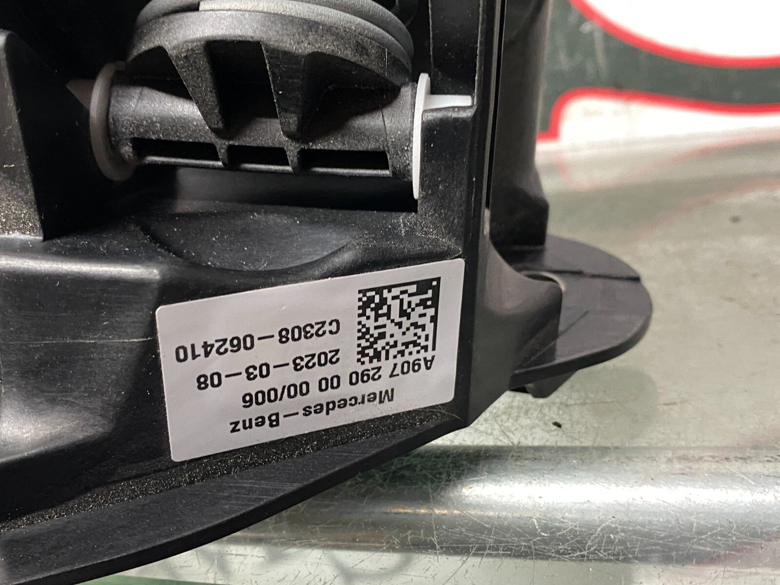205494877837