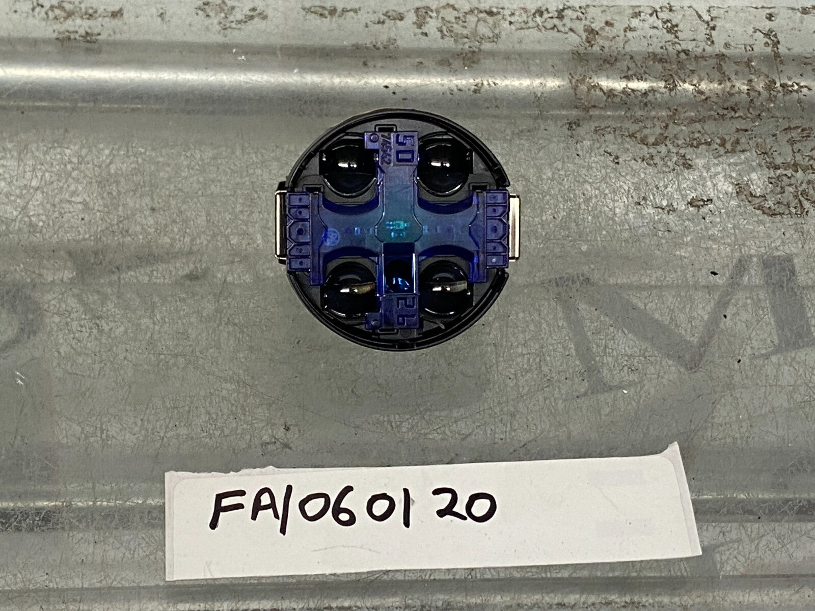 205072123136