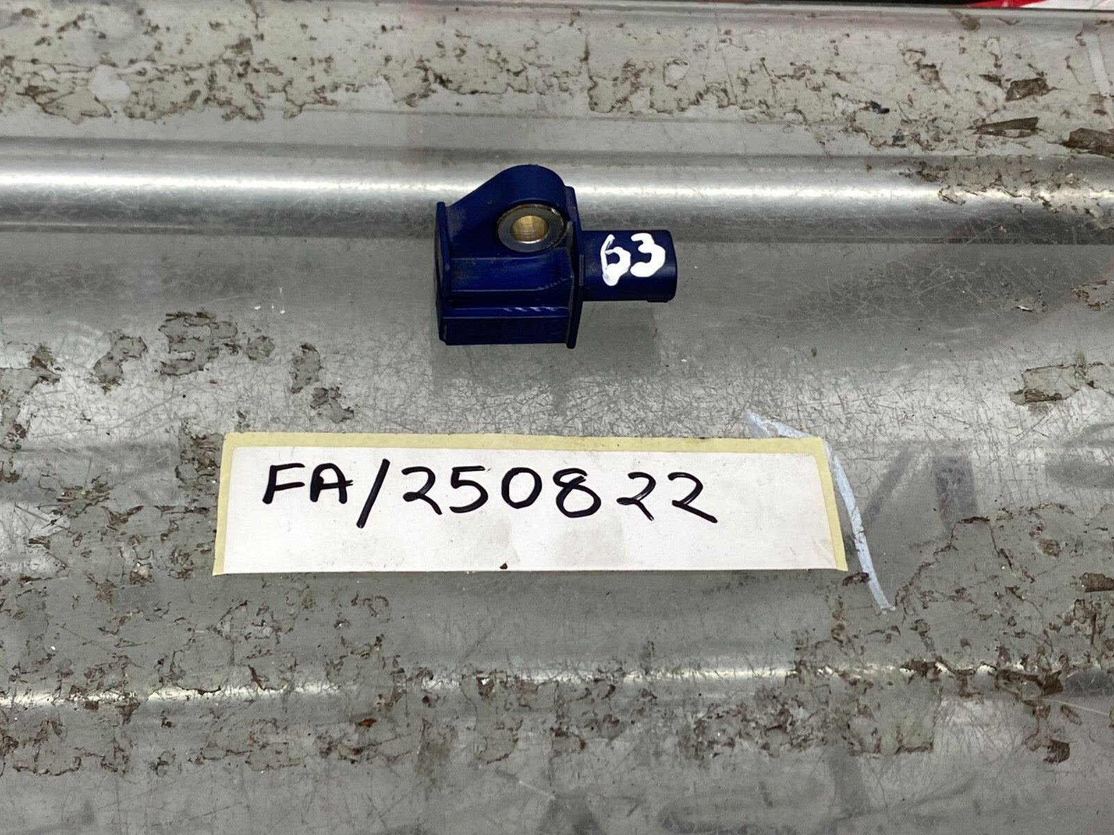 204084568377