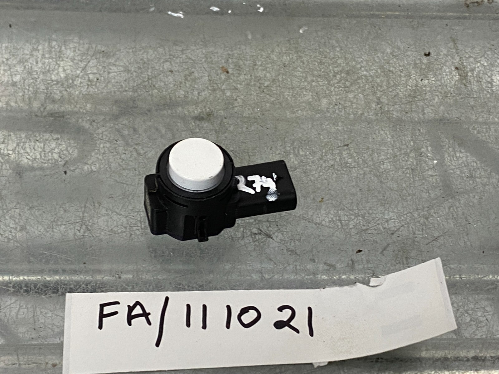 205179606718