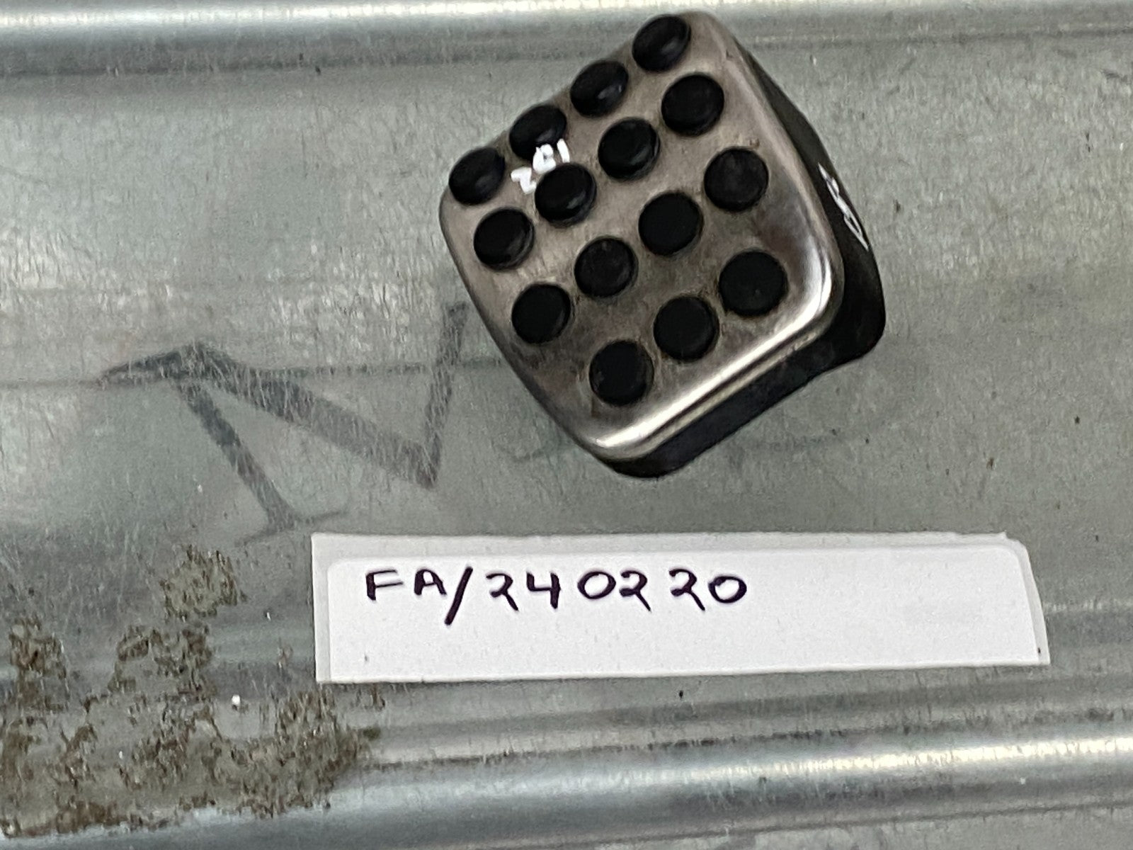 205750757564