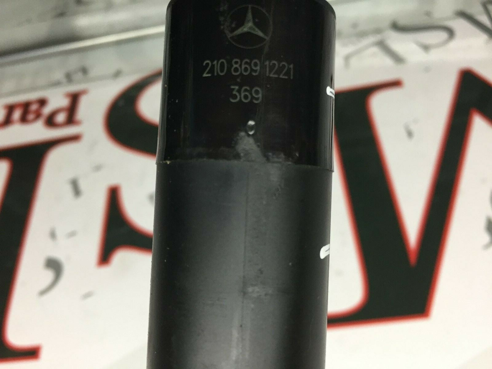 202877016151
