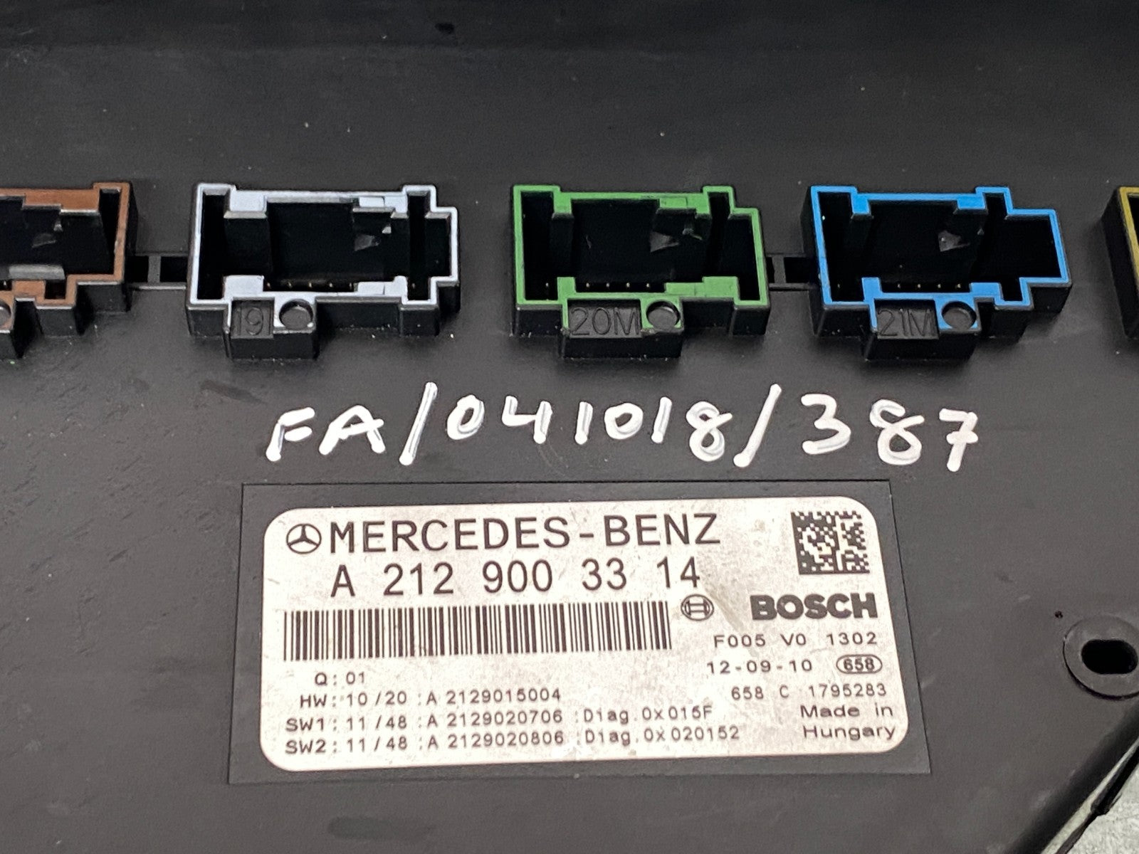 206260381704